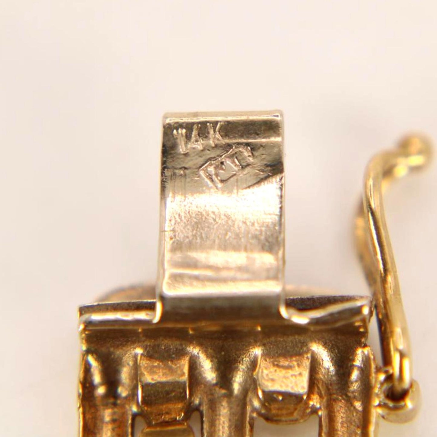 Vintage 14kt Yellow Gold Gemstone Bezel Set Panther Link Bracelet 7.25"