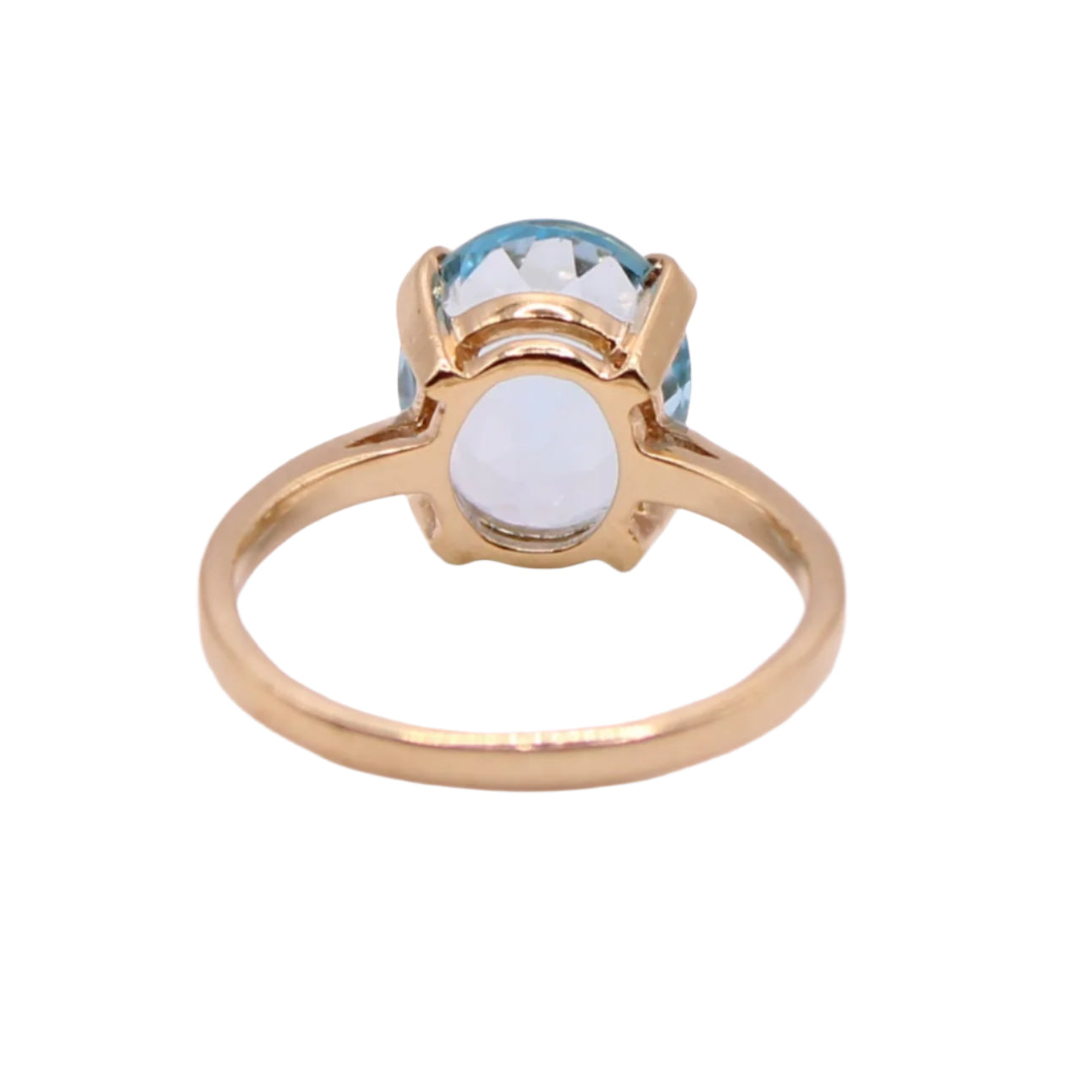 14kt Yellow Gold Oval Swiss Blue Topaz Cocktail Ring