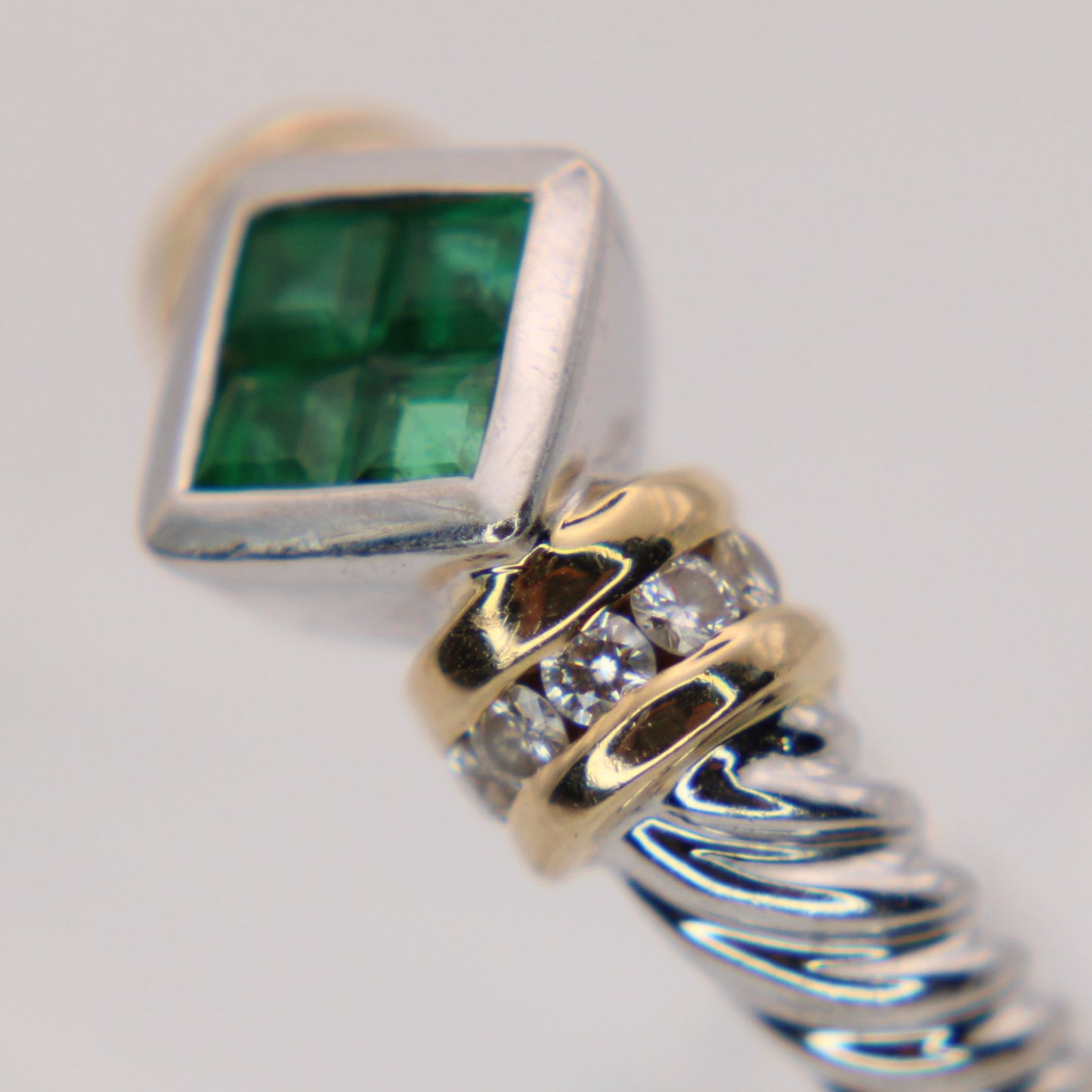14kt Two Tone Gold Diamond Colombian Emerald White Yellow Twist Cable Ring