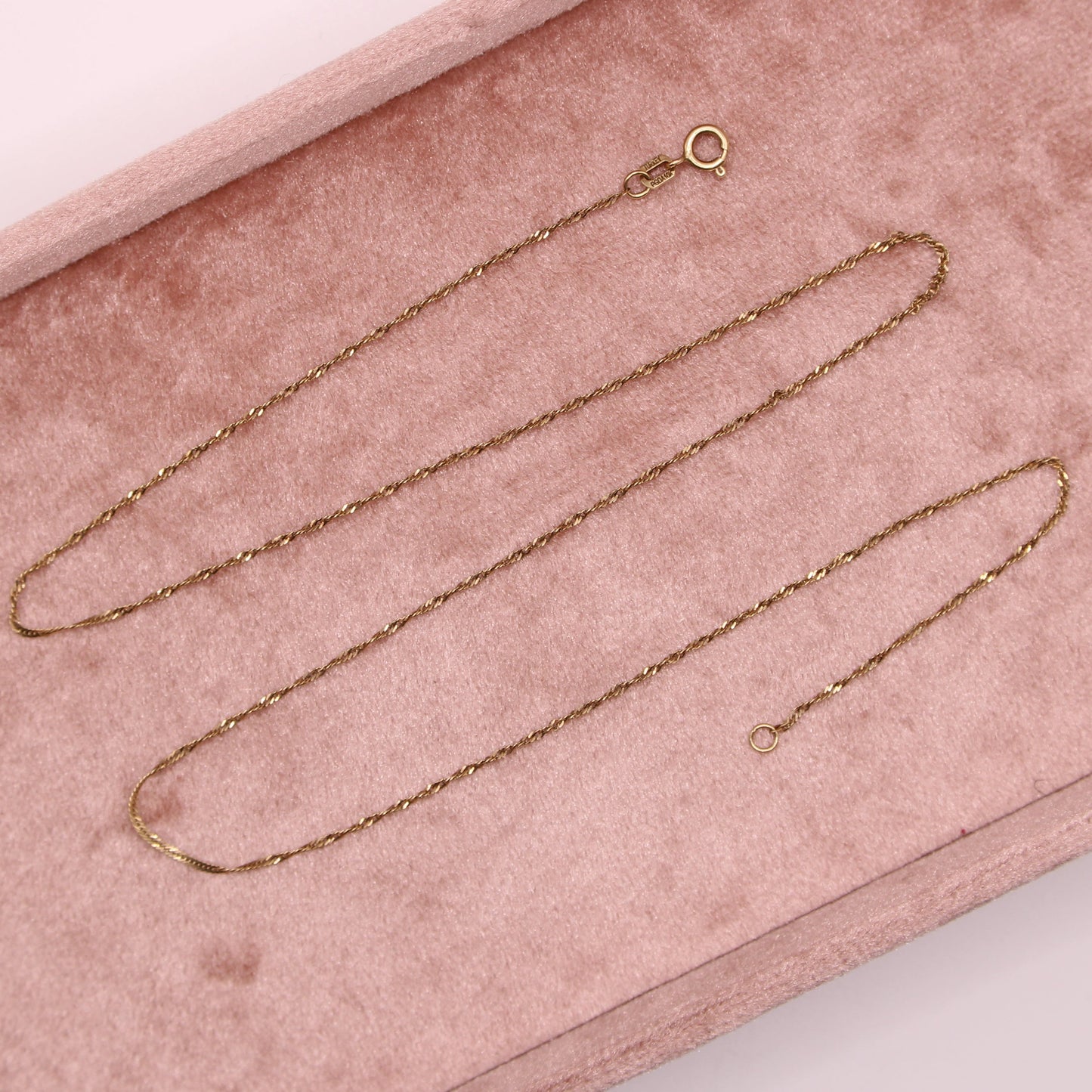 *SOLD* 10kt Yellow Gold Twisted Herringbone Dainty Chain Link Necklace 19"