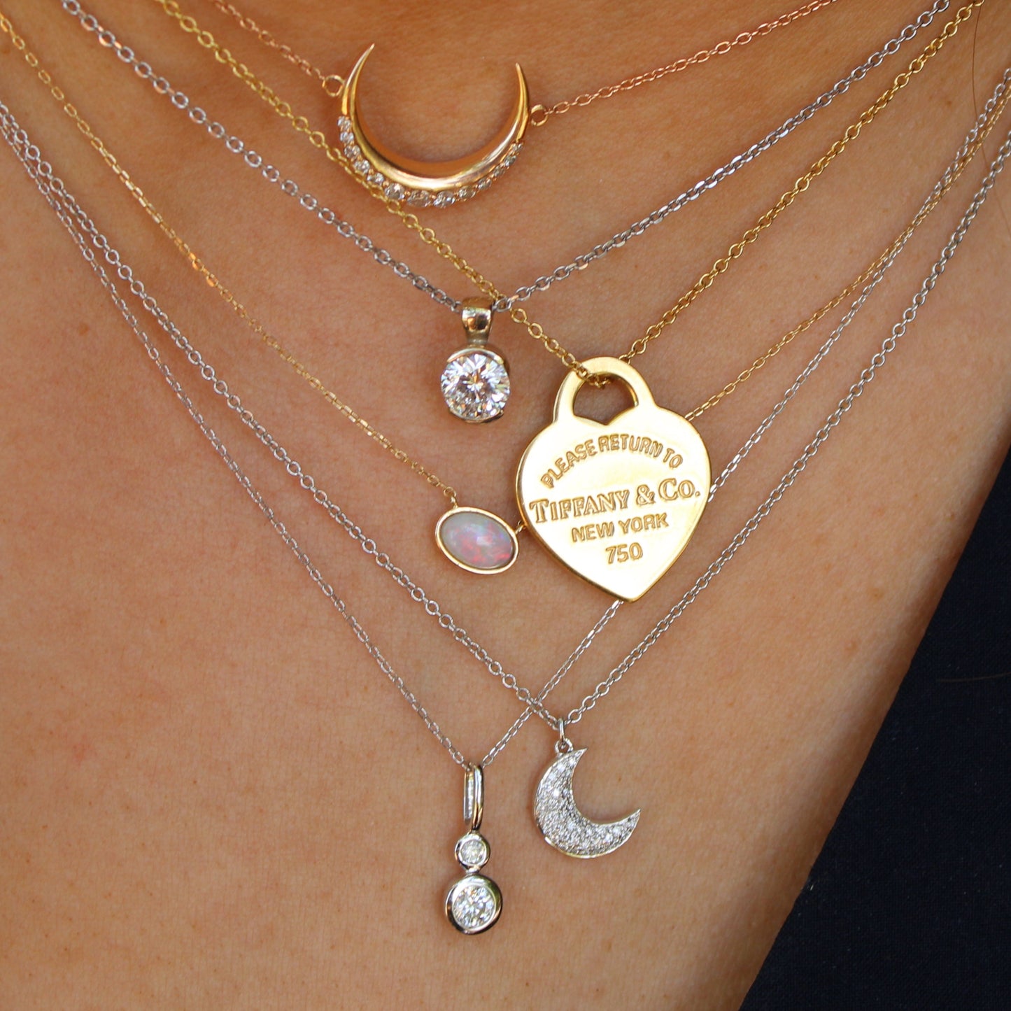 *SOLD* 14kt Yellow Gold Opal Cabochon Single Station Dainty Adjustable Chain Necklace