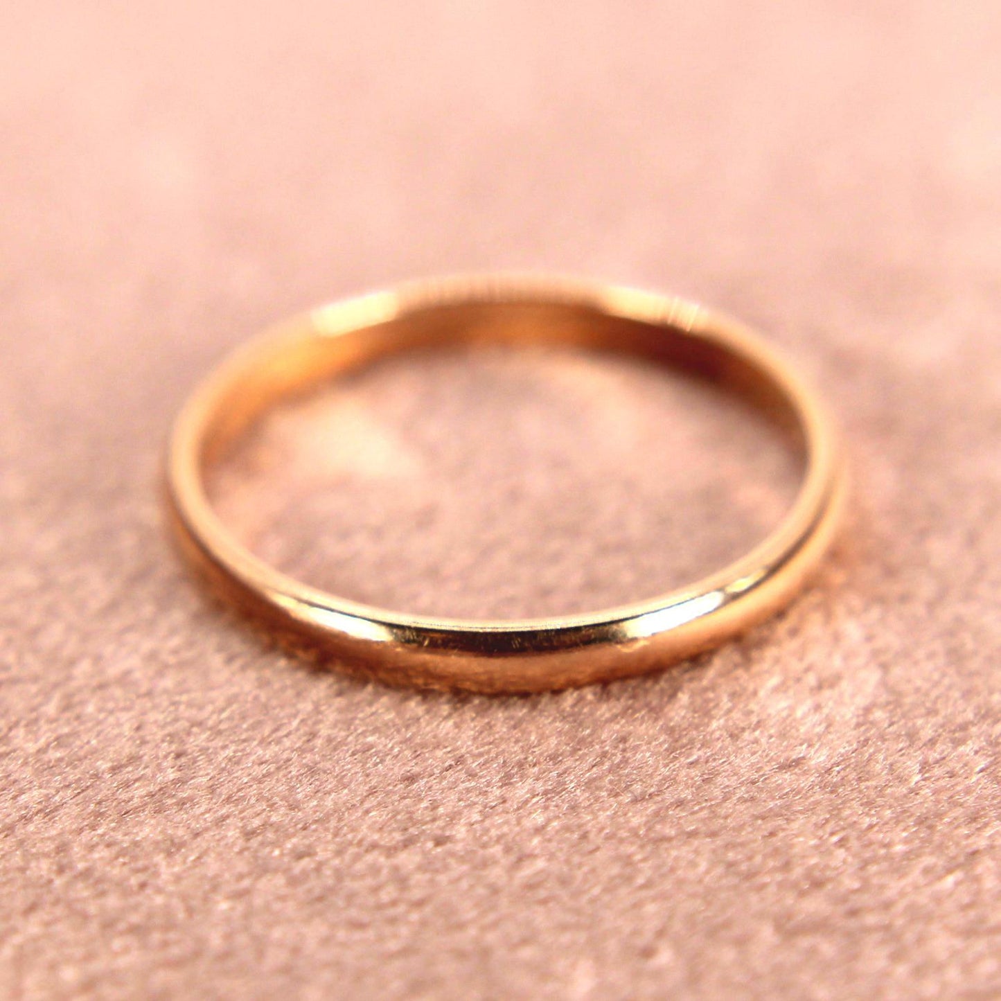 Vintage 14kt Rose Gold Plain Band Ring 2.2mm Classic Wedding Stacking Size 7