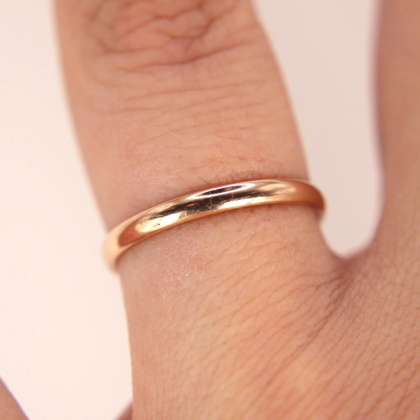 Vintage 14kt Rose Gold Plain Band Ring 2.2mm Classic Wedding Stacking Size 7