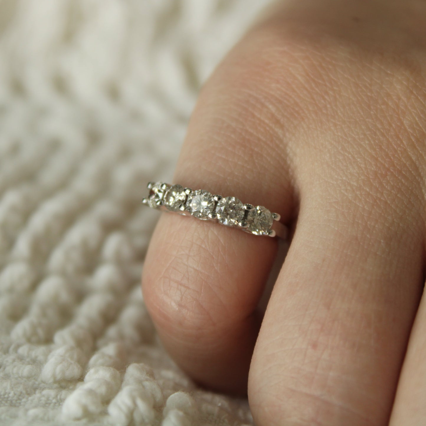 14kt White Gold Diamond Five Stone Journey Anniversary Band Ring