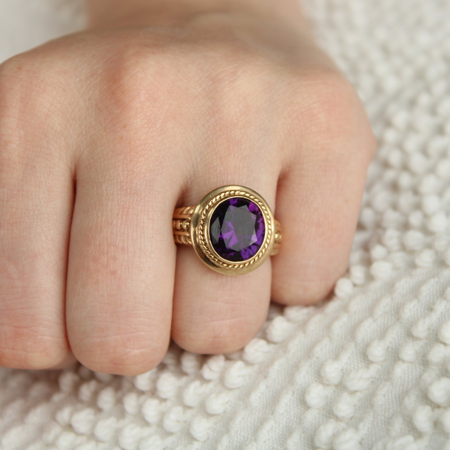 *SOLD* 9kt Yellow Gold Amethyst Bezel Bali Rope Class Ring