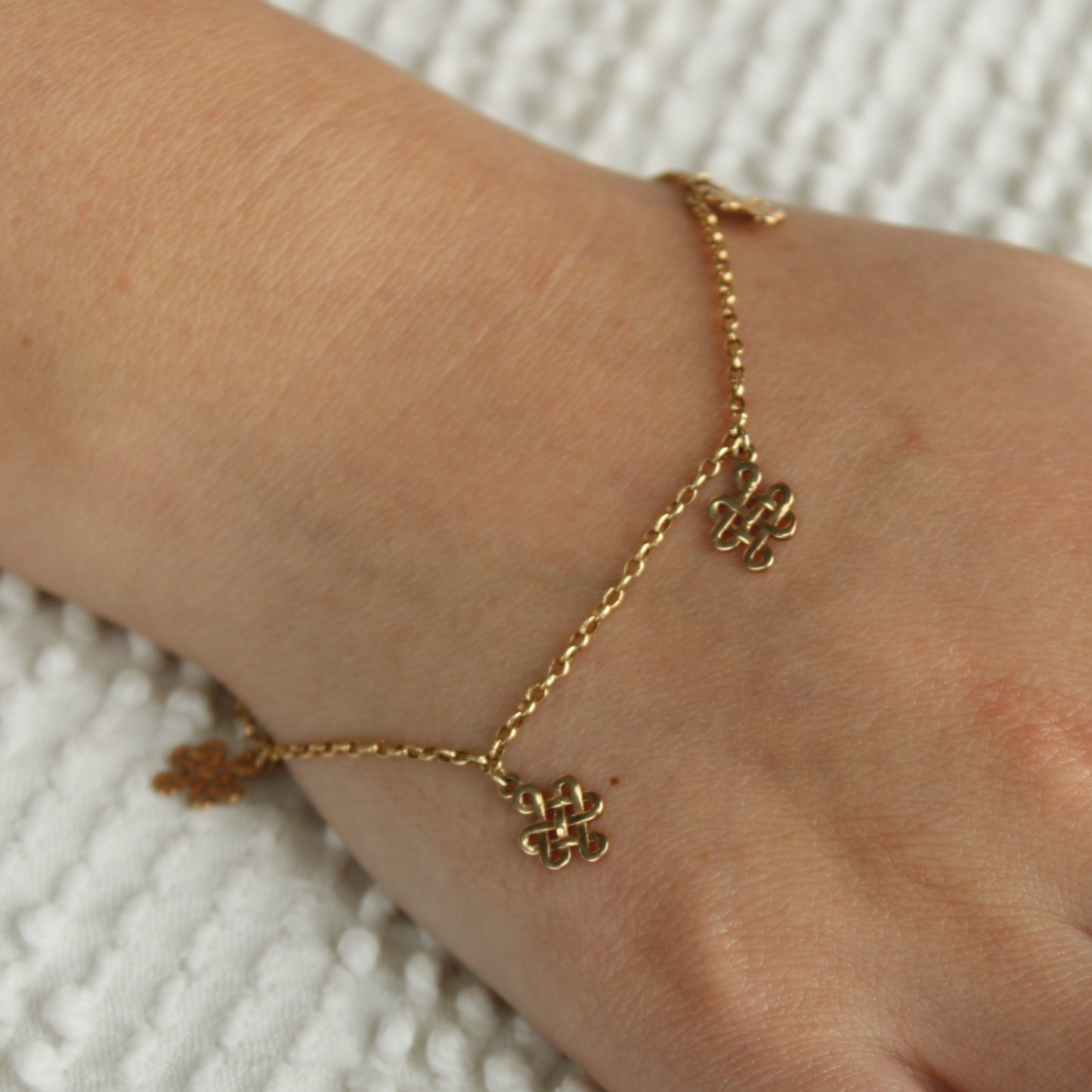 10kt Yellow Gold Buddhist Eternal Eternity Knot Charm Chain Link Bracelet