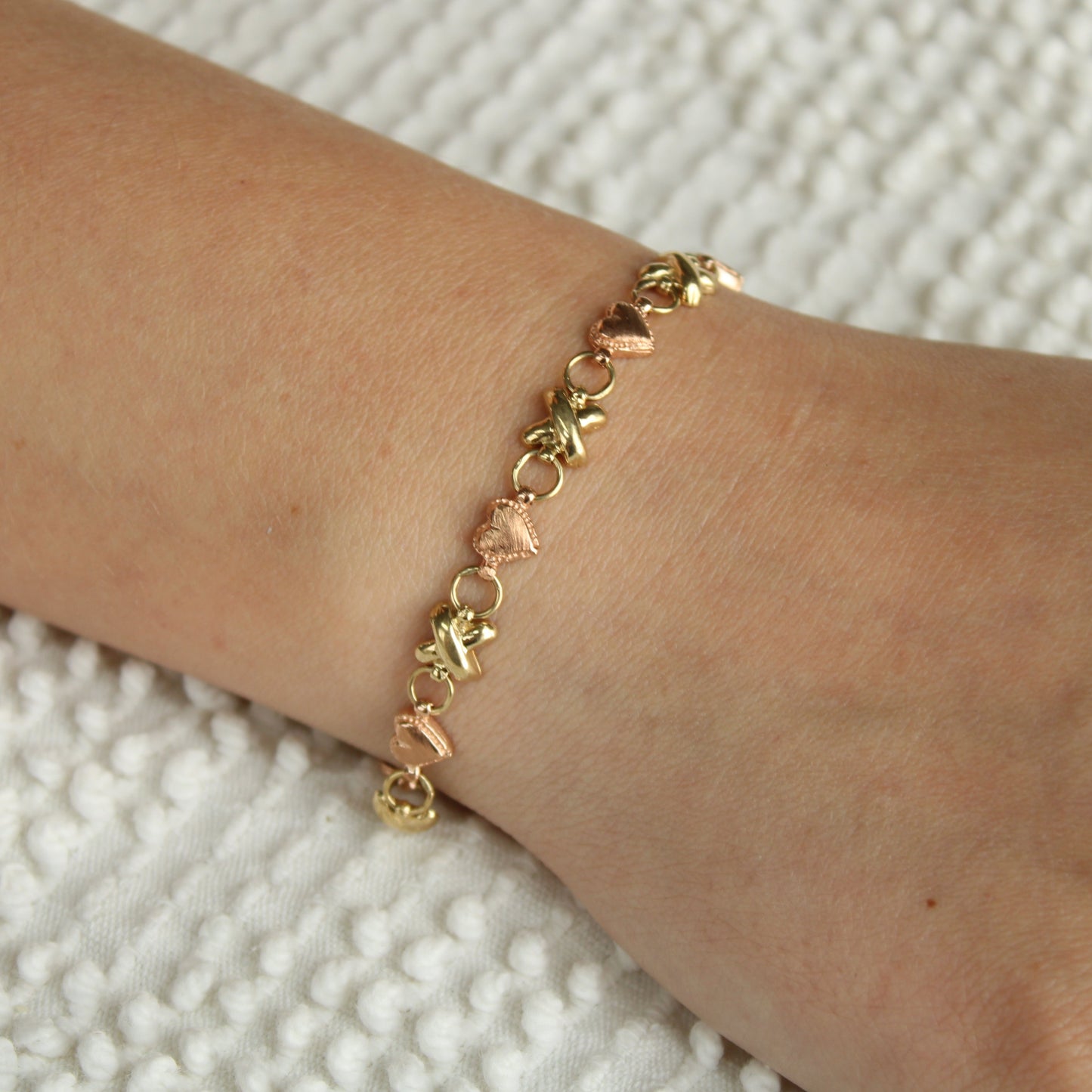 10kt Two Tone Yellow Rose Gold Hugs & Kisses Love Bracelet 6.75"