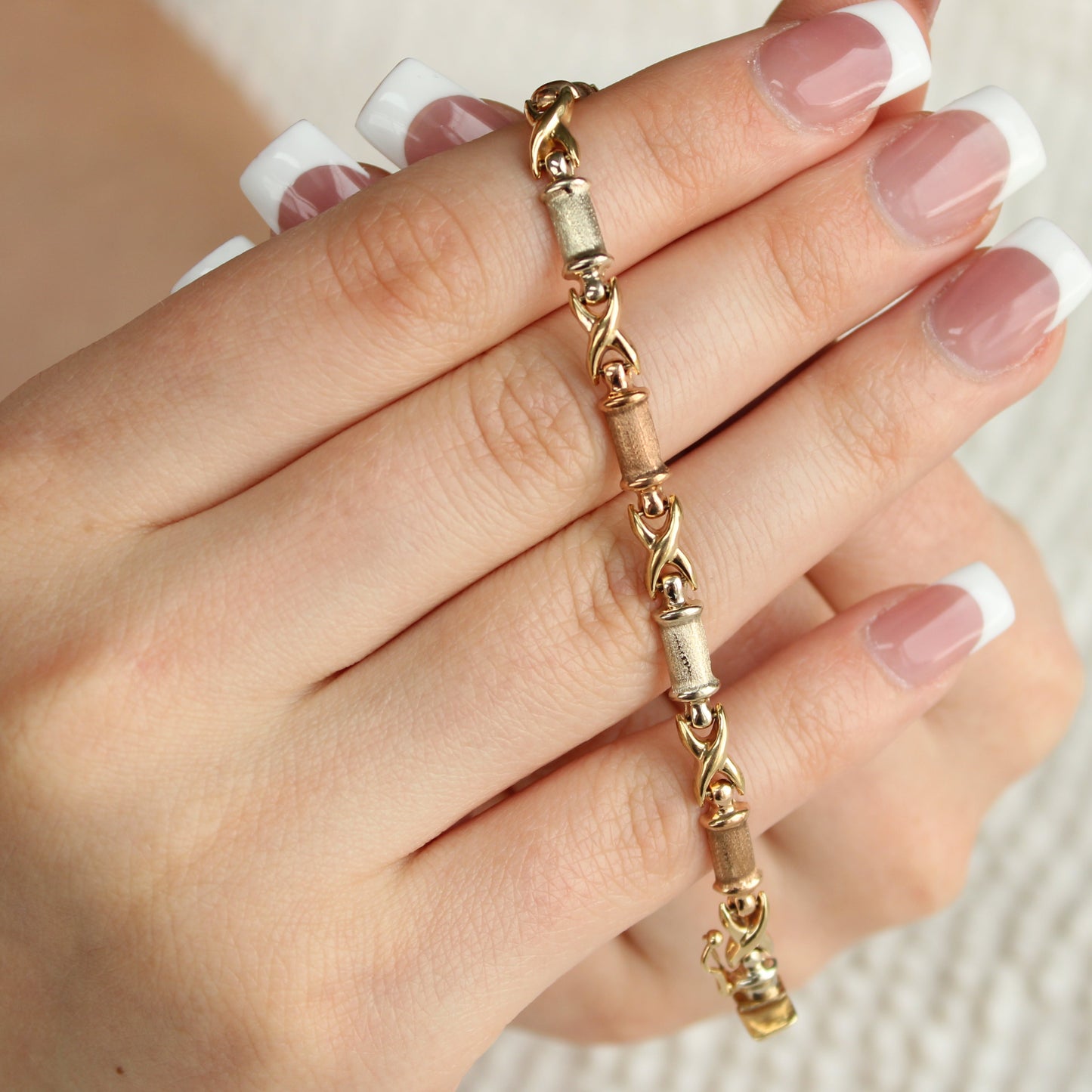 10kt Tricolor Yellow White Rose Cross Box Puffed Chain Link Bracelet 6.75"