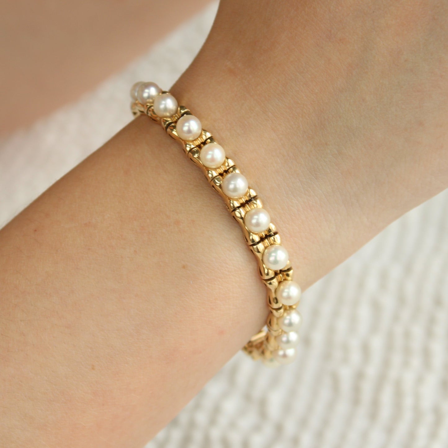 Vintage 14kt Yellow Gold White Akoya Pearl Eternity Link Bracelet 6.25"