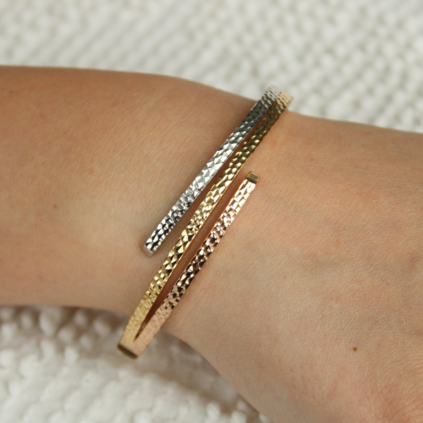 14kt Tricolor Yellow White Rose Italian Diamond Cut Bypass Bangle Bracelet 7"