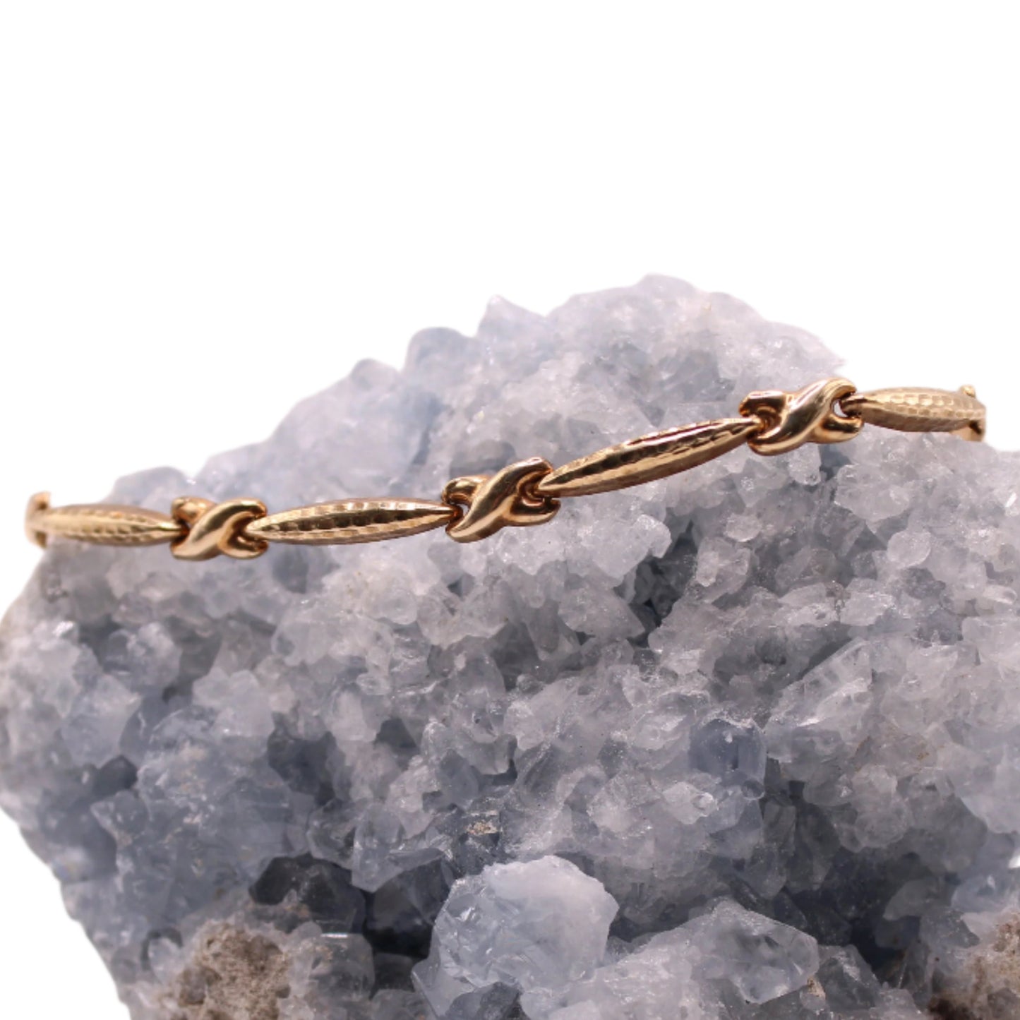 Oroamerica 10kt Yellow Gold Textured Puff Cross Link Bracelet 7"