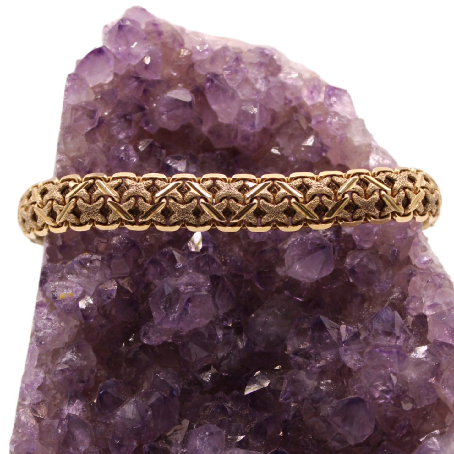 Hirsh Chitrik 14kt Yellow Gold Sandblast Texture Woven X Pattern Link Bracelet