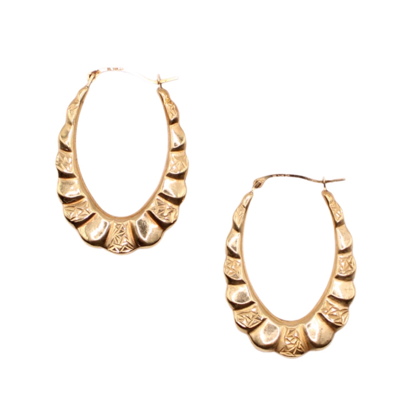 14kt Yellow Gold Scalloped Texture Pattern Round Oval Hoop Earrings 1.25"