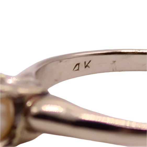 Vintage 14kt Yellow Gold Seed Pearl Solitaire Birthstone Ring