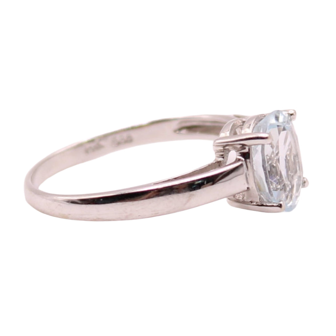 14kt White Gold Oval Aquamarine Light Blue Cocktail Solitaire Birthstone Ring