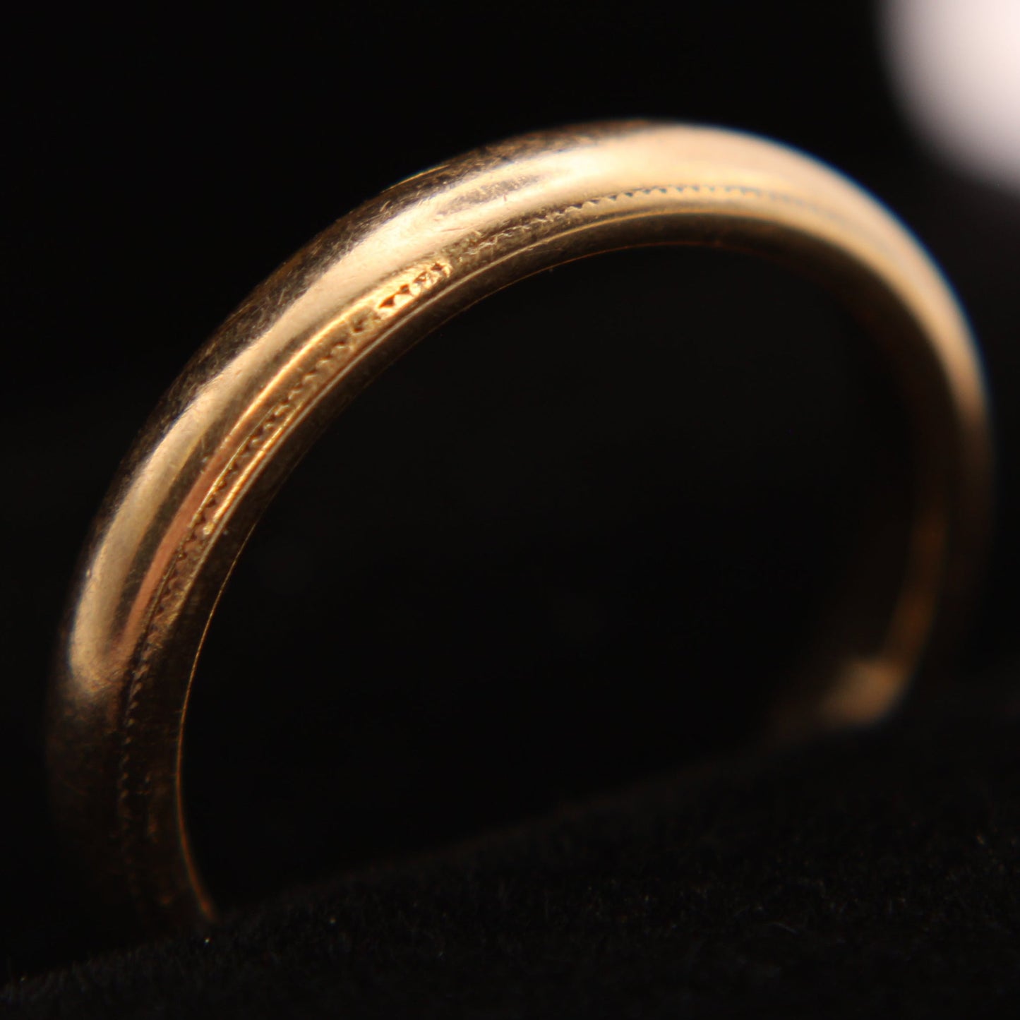 Vintage 18kt Yellow Gold Plain Stacker Minimalist Band Wedding or Pinky Ring