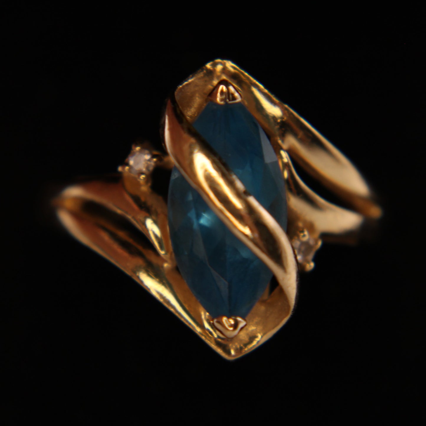 14kt Yellow Gold Diamond Blue Topaz Marquise Ribbon Wrap Cocktail Ring