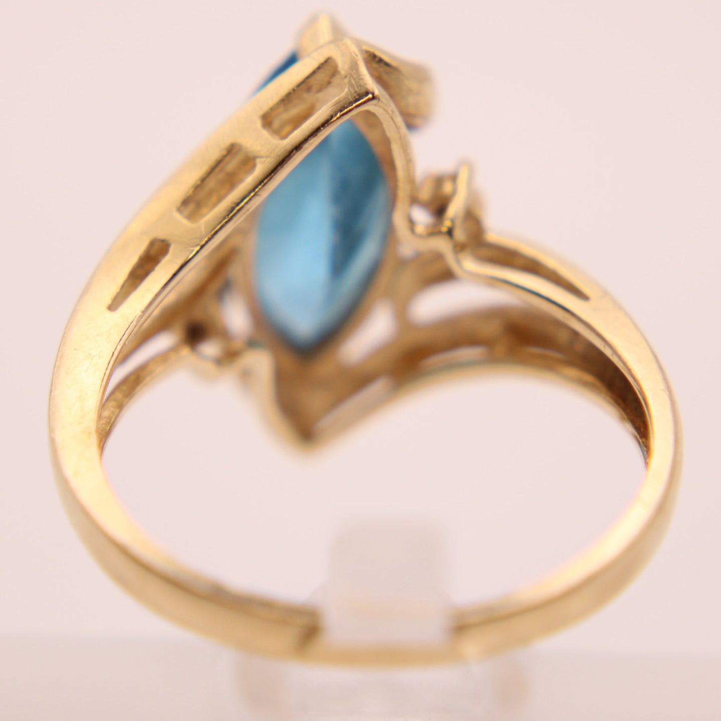 14kt Yellow Gold Diamond Blue Topaz Marquise Ribbon Wrap Cocktail Ring