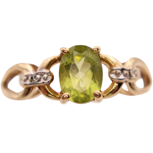 10kt Yellow Gold Peridot Oval Cut Open Chain Ring