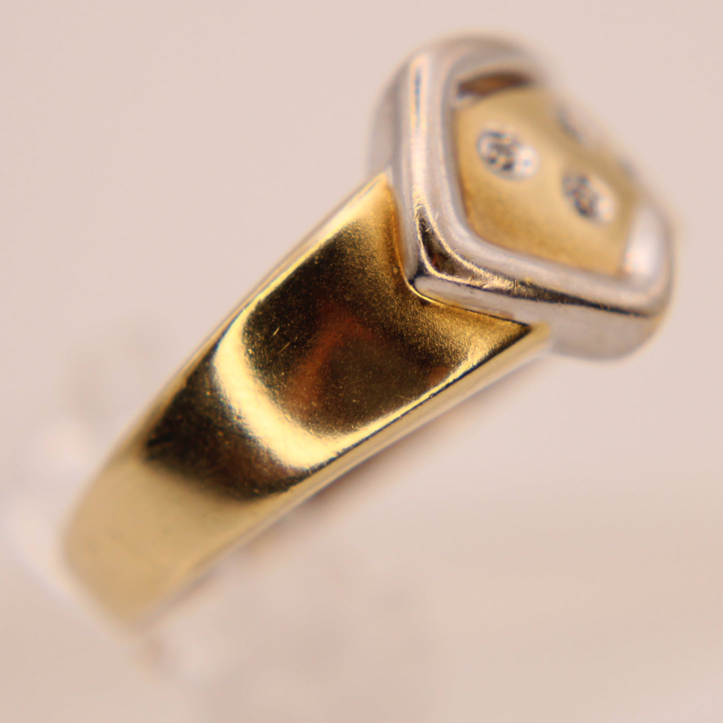 14kt Two Tone Yellow White Gold Diamond Flush Gypsy Set Belt Buckle Ring